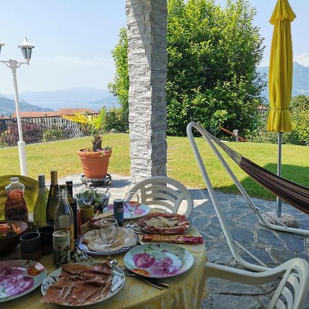 Bnbook Apartment La Motte Luino Eksteriør bilde