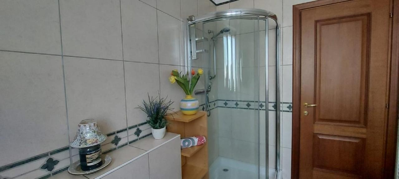 Bnbook Apartment La Motte Luino Eksteriør bilde